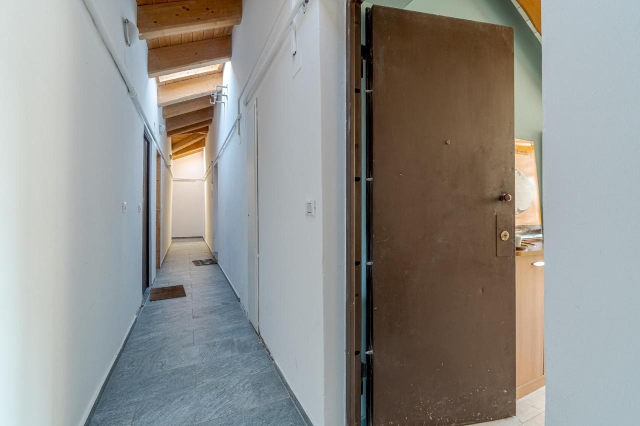 Porta Nuova Apartments! San Massimo Flat 3